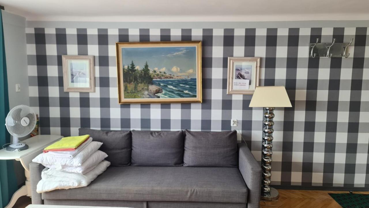 Hel-Tour Pokoje Goscinne Wladyslawowo Bagian luar foto